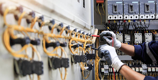 Professional Electrician technician working in Annandale, NJ